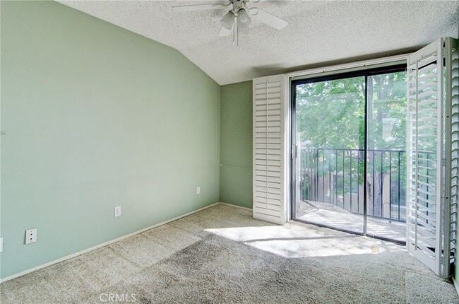 Building Photo - 12041 Stonegate Ln