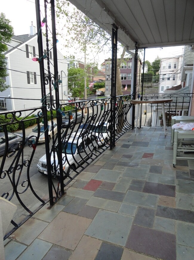 Balcony - 57 Shannon St