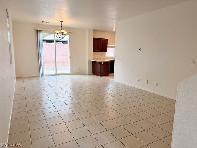 Foto del edificio - 6212 W Cougar Ave
