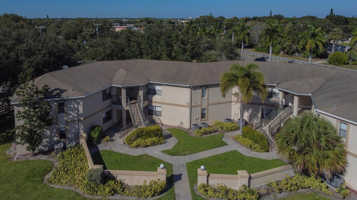 Primary Photo - 2625 Heathcote Dr