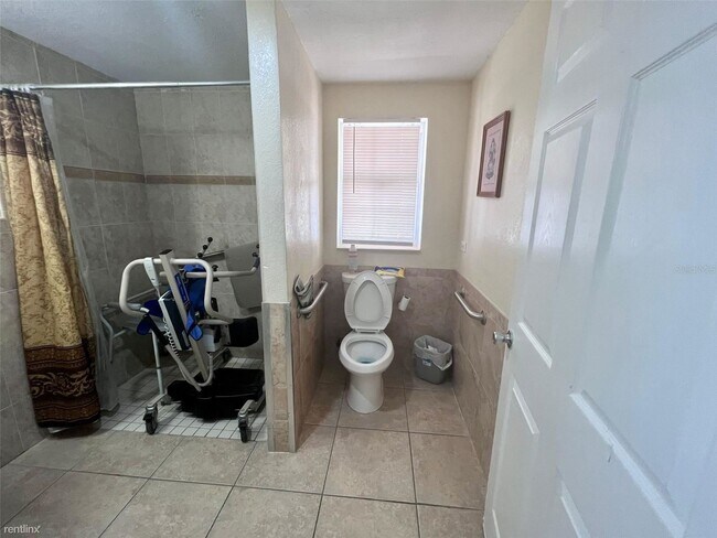 Foto del edificio - 5 br, 3 bath House - 8814 i Sleepy Creek C...