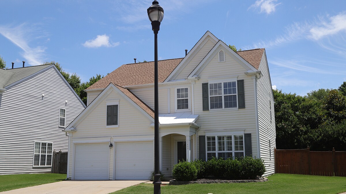 Foto principal - 7400 Lagrange Dr