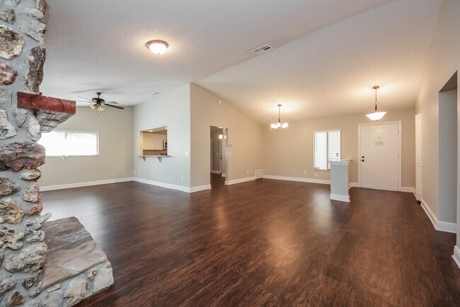 Building Photo - 312 Dublin Dr