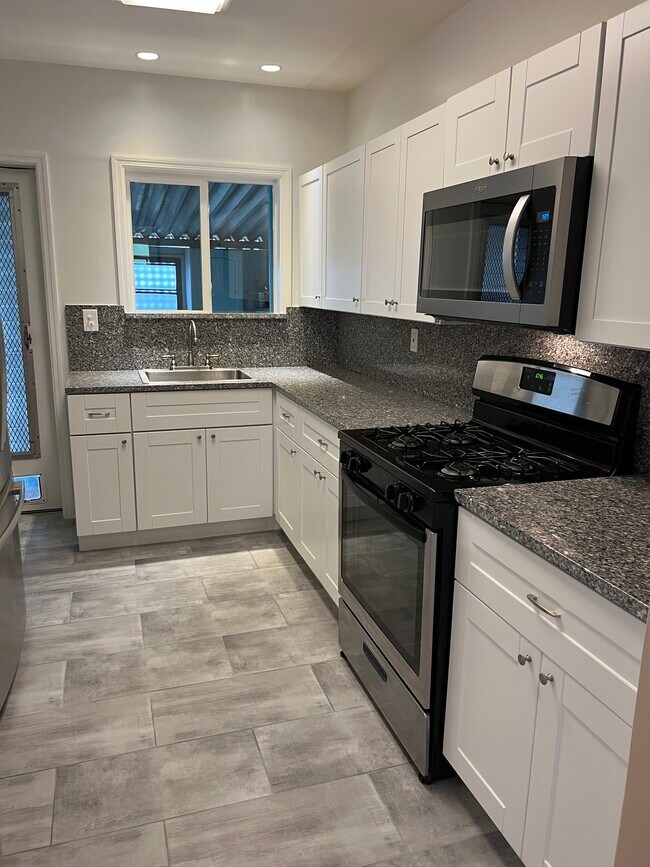 Foto del edificio - 1515 Josephine St