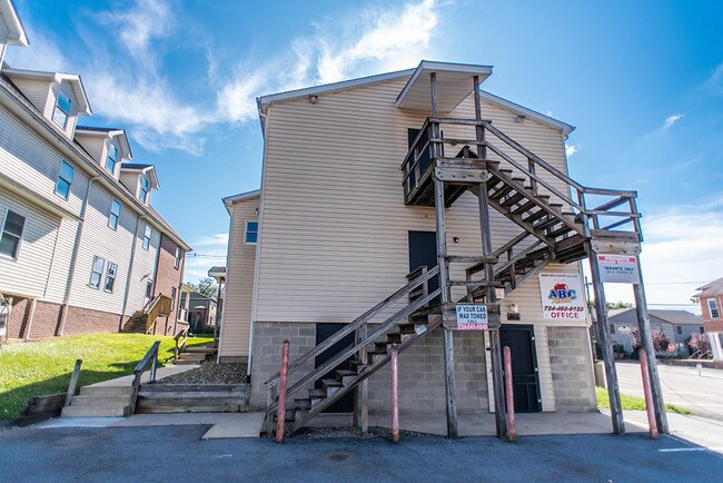 Back View Facing Campus - 228 S 7th St
