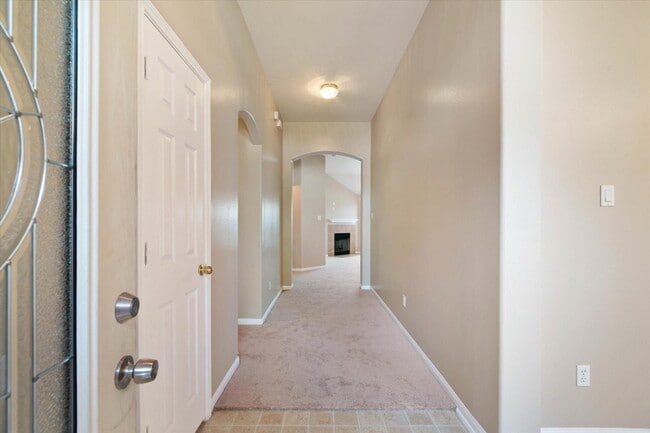 Foto del edificio - 2614 Maple Pl Ct