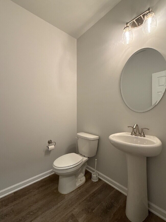 Foto del edificio - 102 Ranna Dr