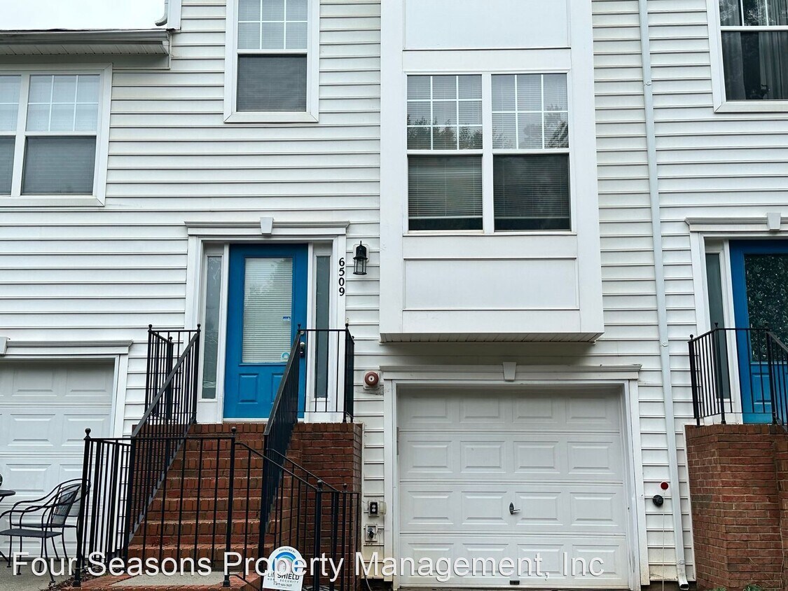 Primary Photo - 2 br, 2.5 bath House - 6509 Soapstone Drive