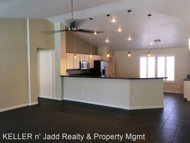 Building Photo - 3 br, 2 bath House - 426 GREEN GABLES AVE