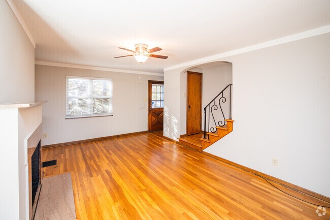 2 dormitorios, 1 baño - 99 m² - A - Sala de estar - 1656-1662 Northwest Blvd