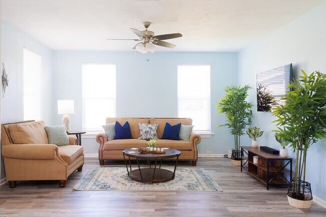 Foto del edificio - 5801 Avenue S 1/2