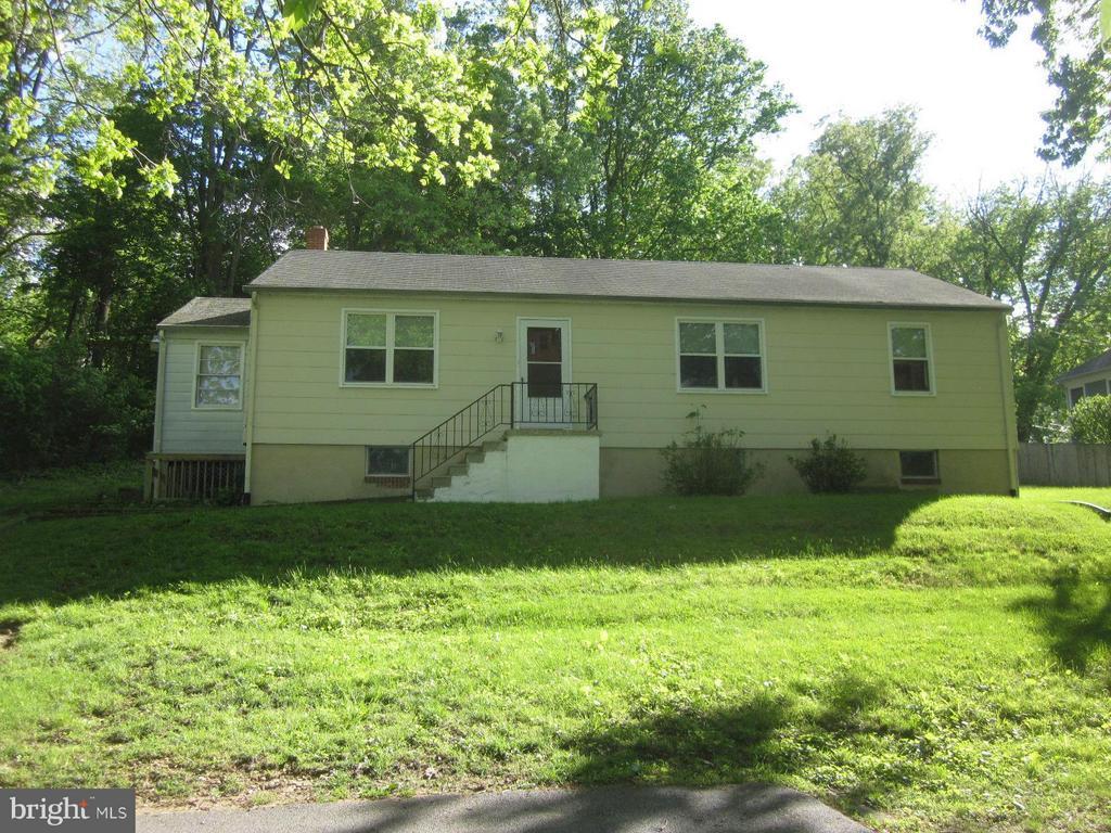 Primary Photo - 8905 Frederick Rd
