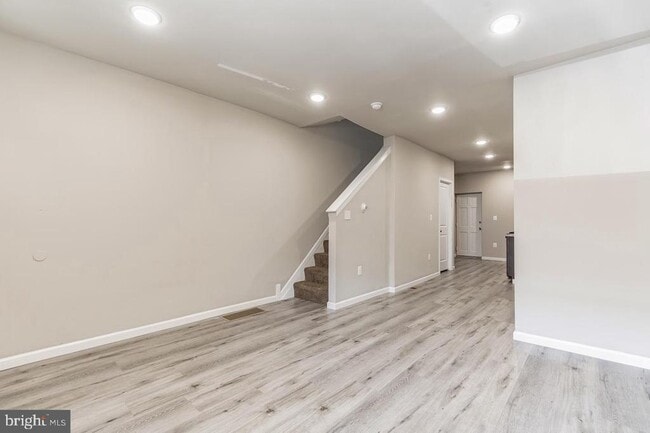 Foto del edificio - 5727 Osage Ave