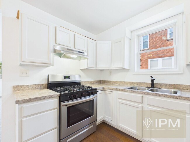 Foto del edificio - Bright 2 Bedroom, 1 Bath Ranch Style Home in Harrisburg, Pa!