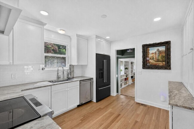 Foto del edificio - 164 Timber Ridge Dr