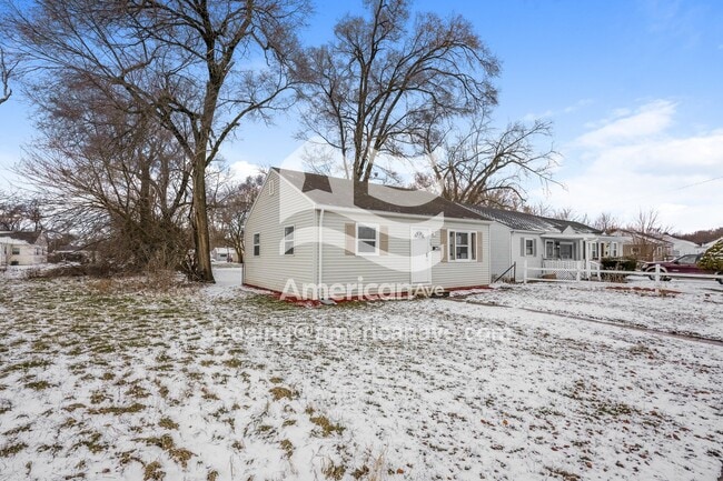 Foto del edificio - 233 N Wellington St