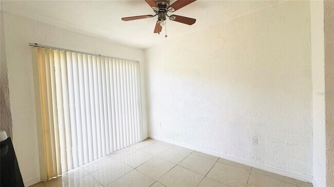 Foto del edificio - 2759 L B McLeod Rd