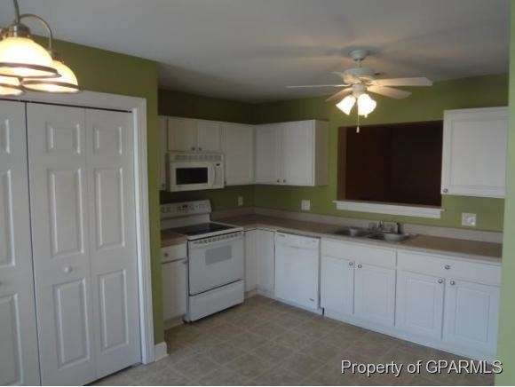 Building Photo - 4136 Brook Creek Ln