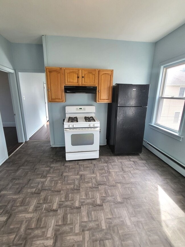 Foto del edificio - 97-99 Alverson Avenue