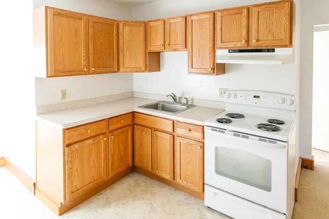 Kitchen - 515 Cherry St