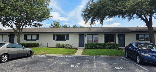 Building Photo - 605 Northlake Blvd