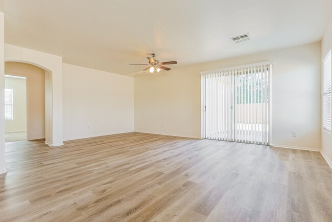 Foto del edificio - 3113 W Hayden Peak Dr