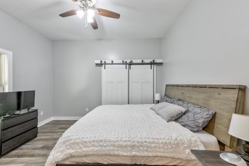 Foto principal - 614 Larchmont Dr NW