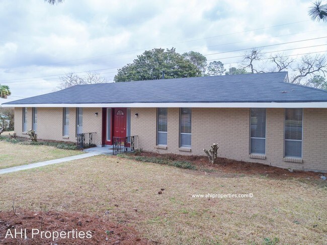 Building Photo - 4 br, 2 bath House - 151 Carol Villa Drive