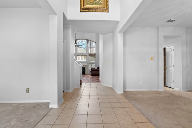 Building Photo - 602 Field Run Ct