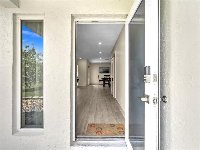 Foto del edificio - 9960 NW 23rd St