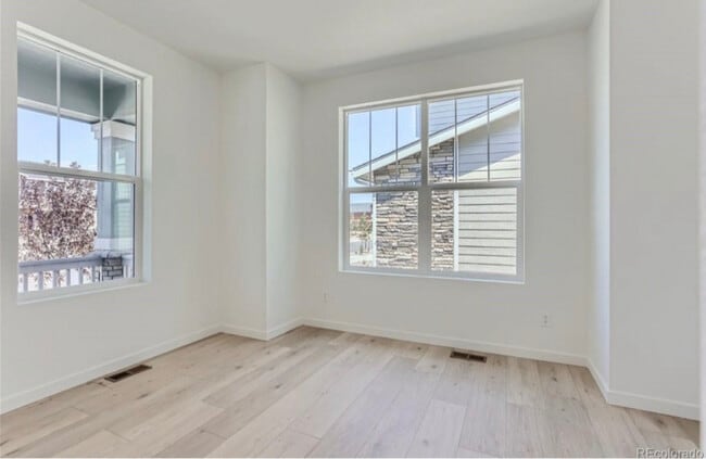 Building Photo - 3944 Picadilly Ct