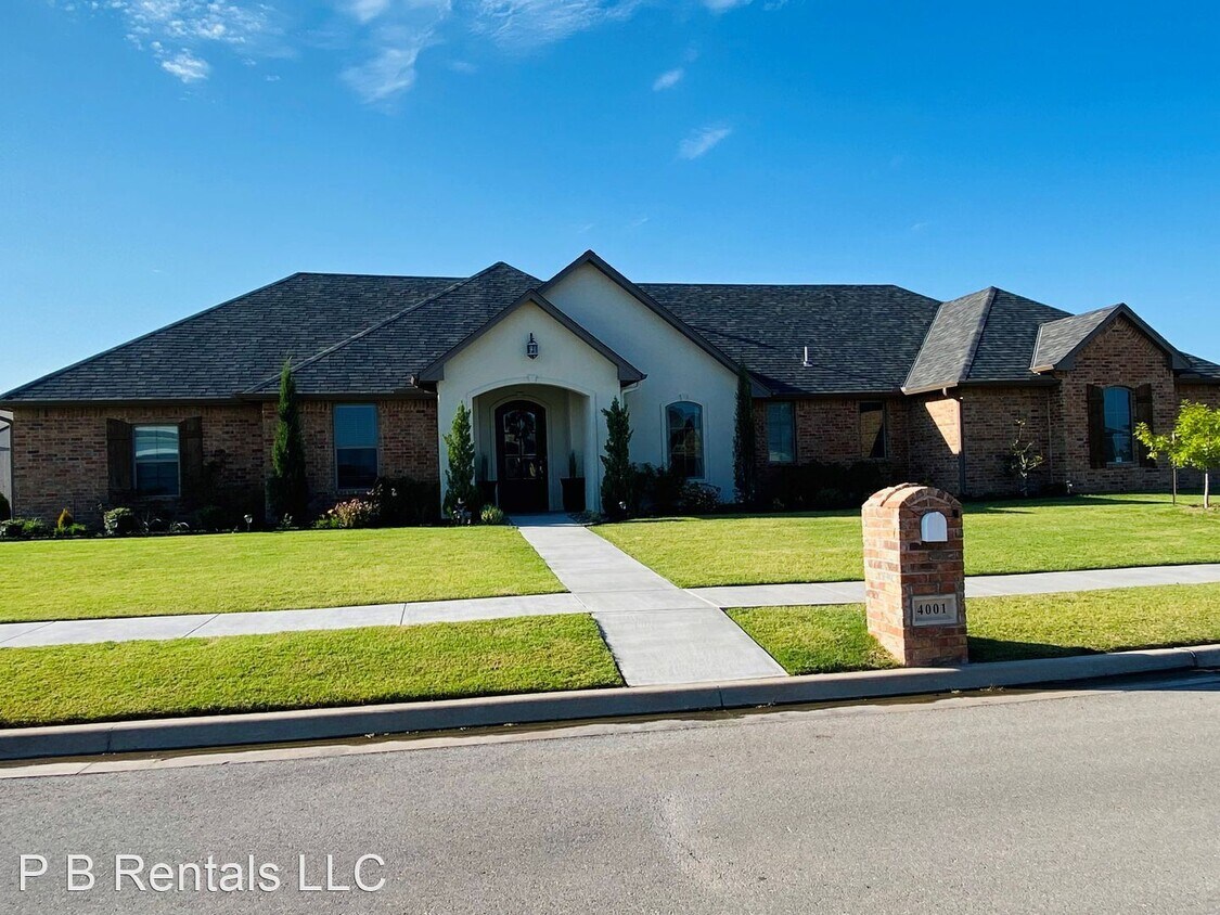 Foto principal - 4001 Mossy Oak Dr
