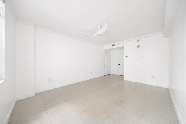Building Photo - 1830 Radius Dr