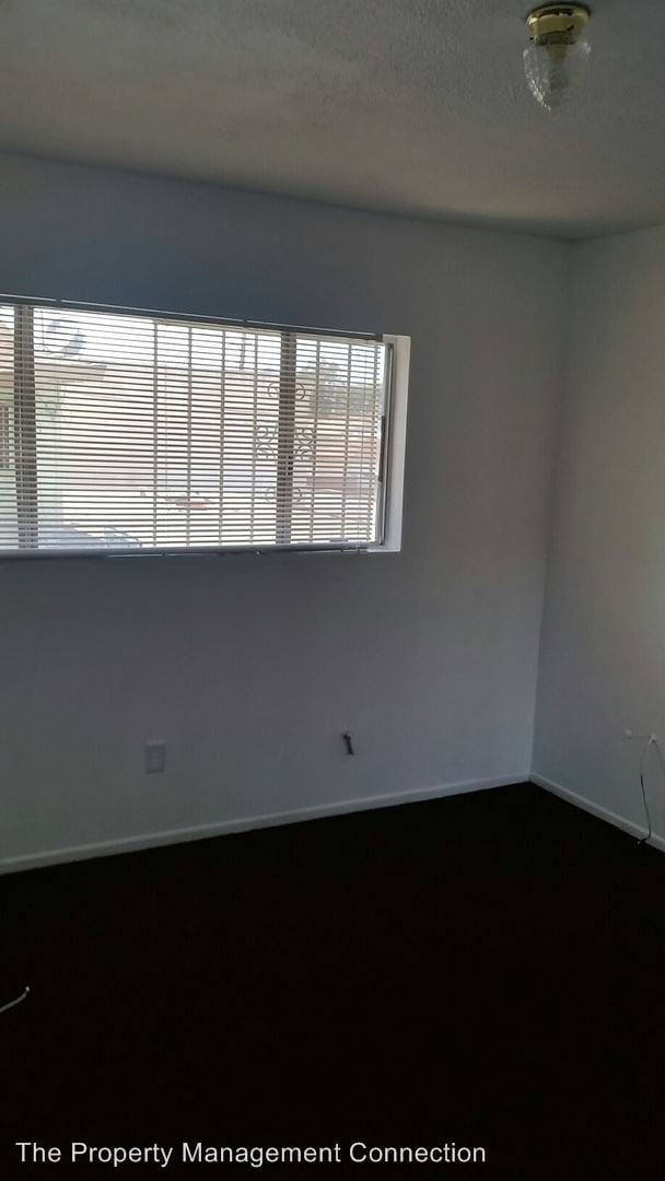 Building Photo - 2311 W Compton Blvd