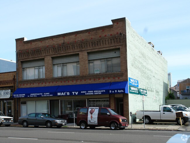 Building Photo - 518-524 7th St
