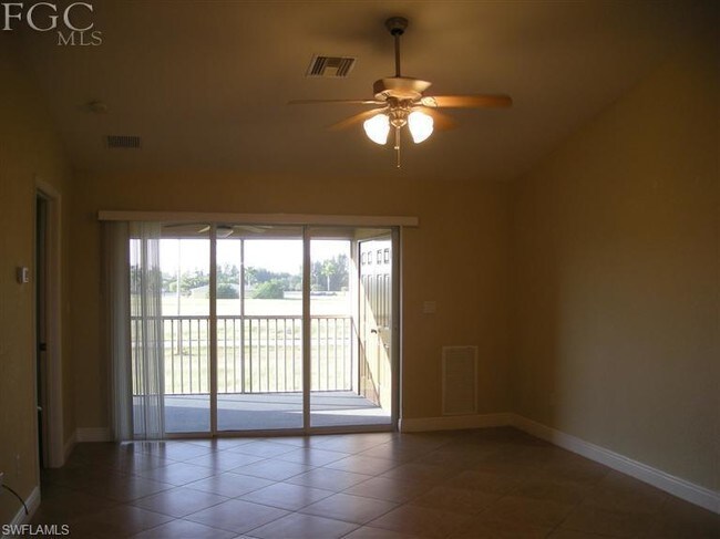 Foto del edificio - 264 SW 3rd Terrace