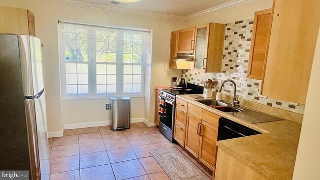 Building Photo - 18310 Timko Ln