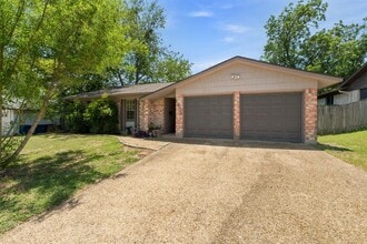 Building Photo - 1409 Desert Quail Ln