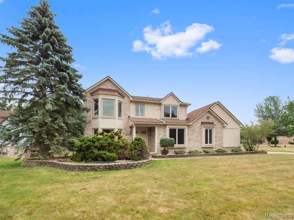 5079 W Pond Cir, West Bloomfield, MI 48323 House Rental in West