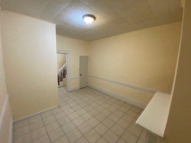 Dinning room - 192 Union St