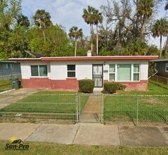 Building Photo - 619 Hudson St