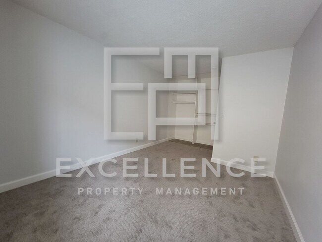 Foto del edificio - 2/1 With Private Patio, AC, Updated Kitche...