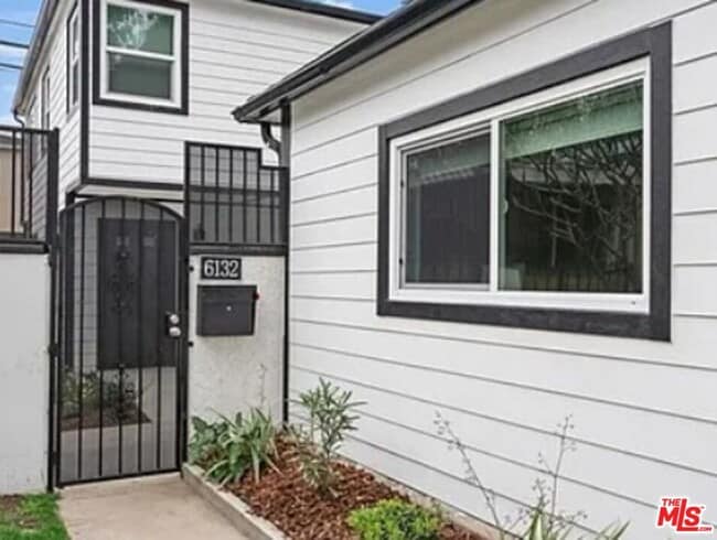 Building Photo - 6132 Myrtle Ave