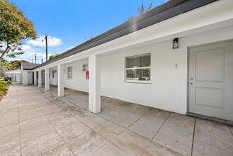 Building Photo - 3808 Broadway