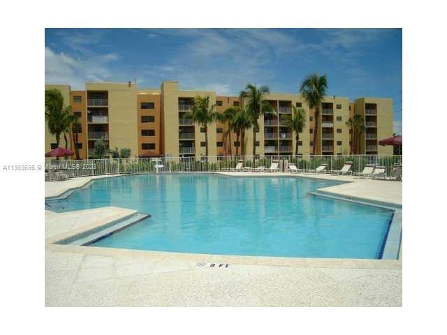 Foto del edificio - 8185 NW 7th St
