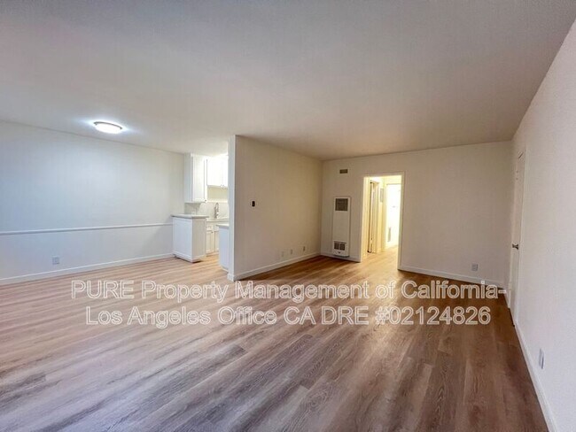 Foto del edificio - 4421 Murietta Ave