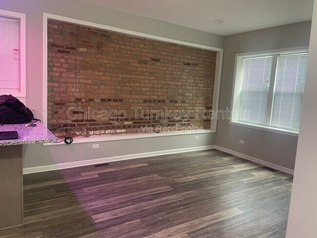 Foto del edificio - 2822 W 25th St