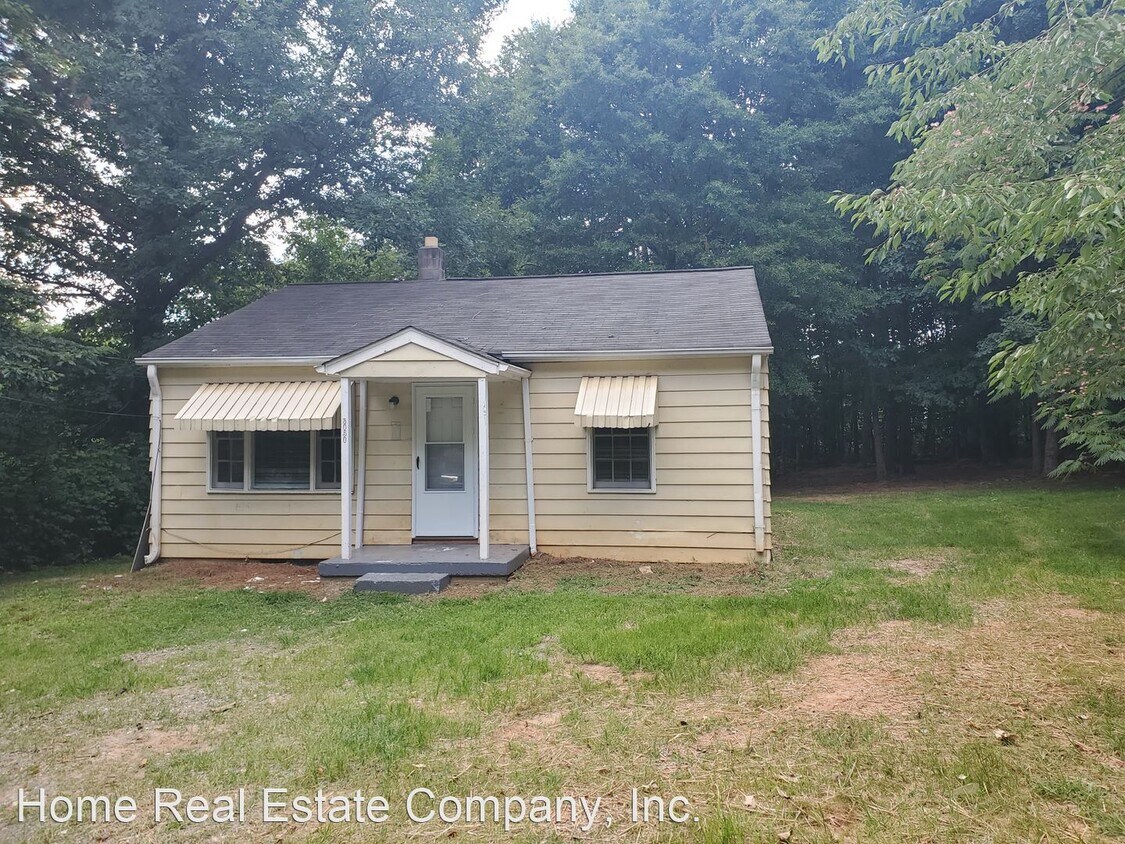 Primary Photo - 2 br, 1 bath House - 3050 Heitman Drive