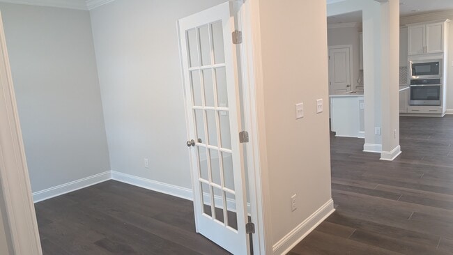 Building Photo - 1011 Constellation Cir