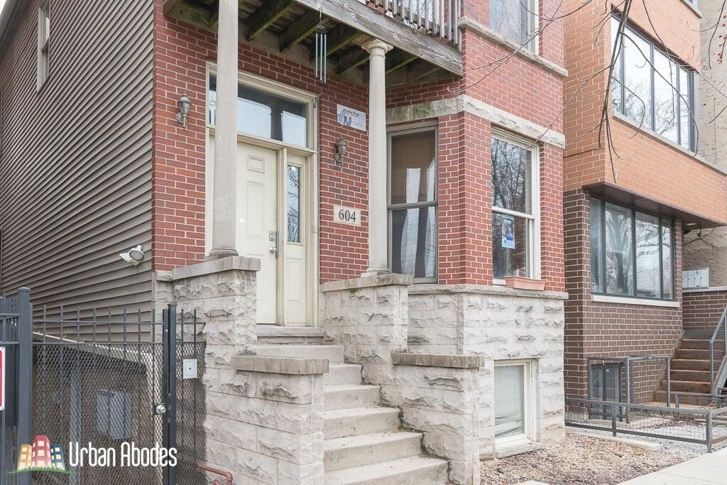 Foto principal - 604 N Main St